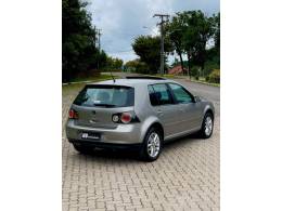 VOLKSWAGEN - GOLF - 2011/2012 - Prata - R$ 58.900,00