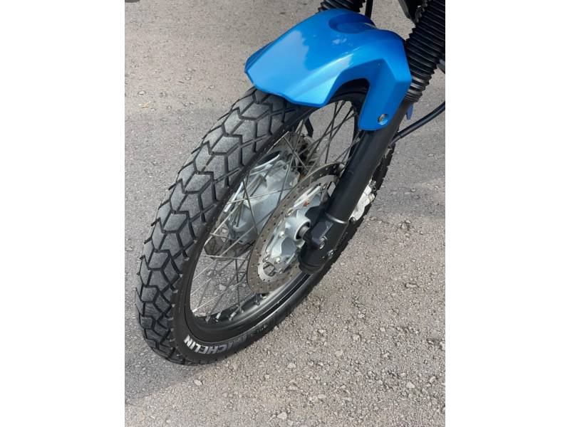 YAMAHA - XT - 2011/2012 - Azul - R$ 33.500,00