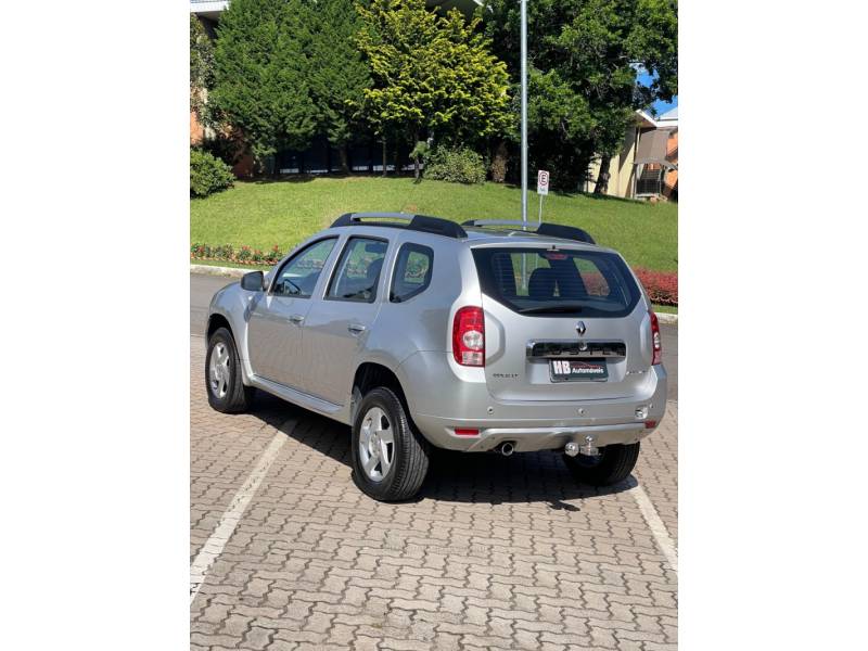 RENAULT - DUSTER - 2012/2013 - Prata - R$ 51.000,00