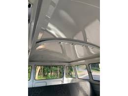 VOLKSWAGEN - KOMBI - 1994/1995 - Branca - R$ 37.000,00