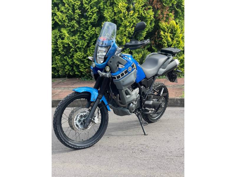 YAMAHA - XT - 2011/2012 - Azul - R$ 33.500,00