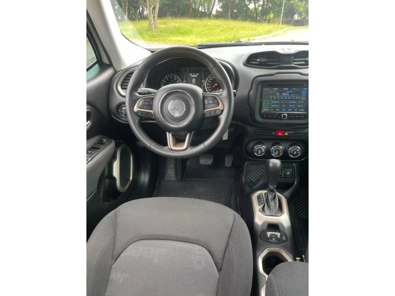 JEEP - RENEGADE - 2016/2016 - Branca - R$ 75.000,00